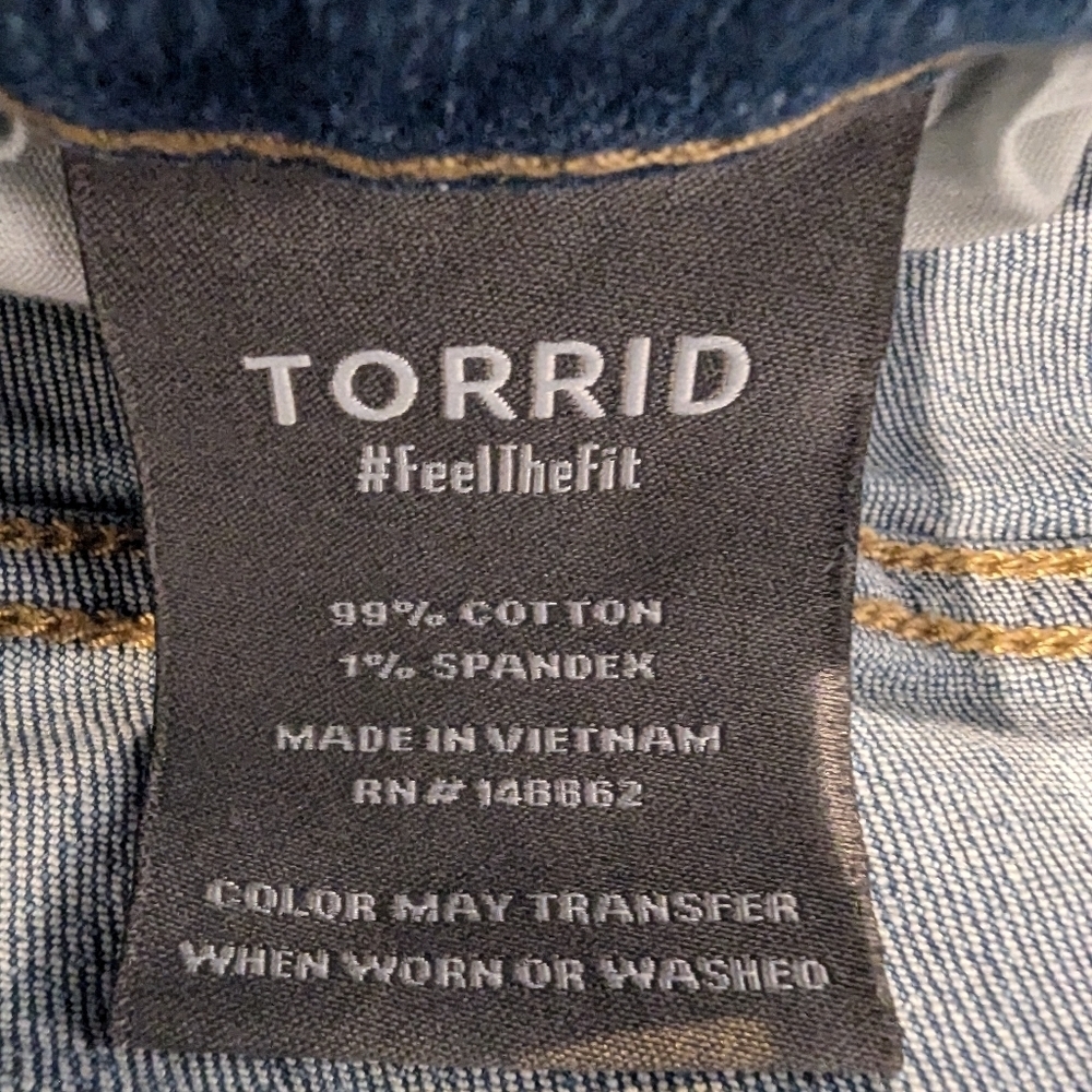 Torrid Midi denim skirt, Light Blue  Size 16, new without tags - Picture 11 of 13